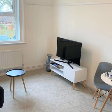 Coastal Corner Apartment Мандсли Екстериор снимка