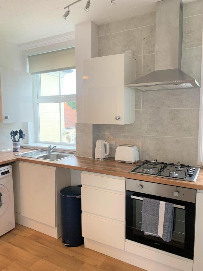 Coastal Corner Apartment Мандсли Екстериор снимка