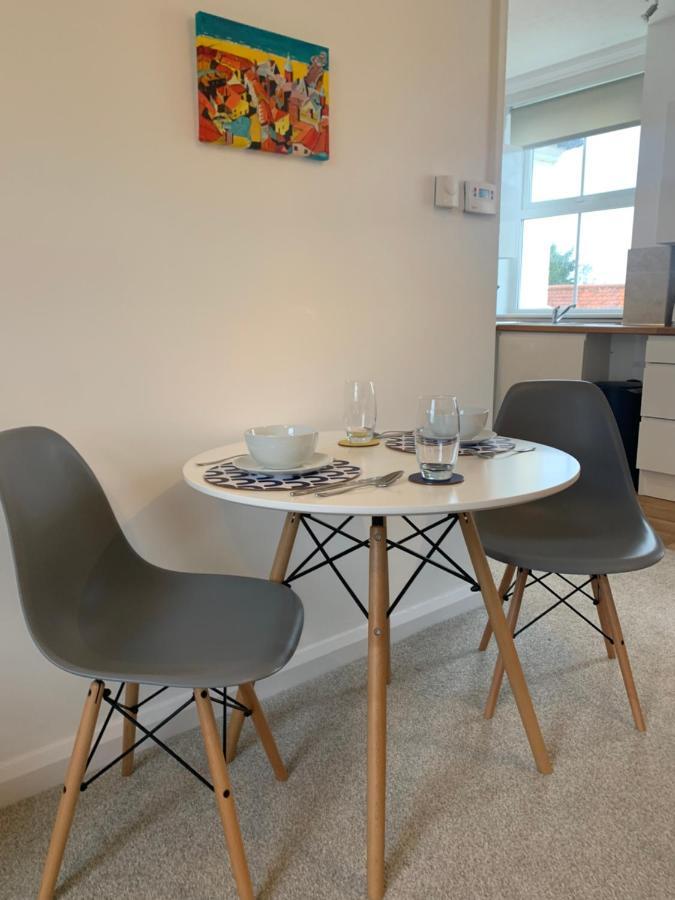 Coastal Corner Apartment Мандсли Екстериор снимка